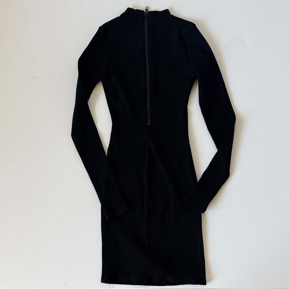 NWOT Black Long Sleeve Sculpting Zip up Dress